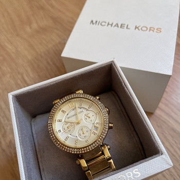 Часы MICHAEL KORS с золотым оттенком большого размера
