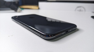 iPhone Xs 256 must, uus aku (2 foto / 10)