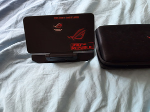 Asus rog fone3 (1 foto / 2)