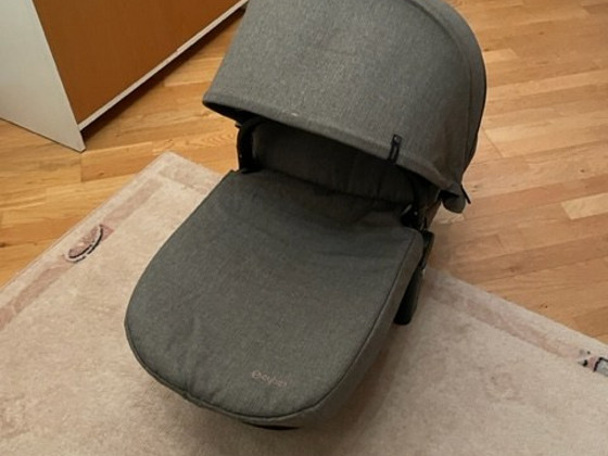Продам коляску (CYBEX Priam Platinum)