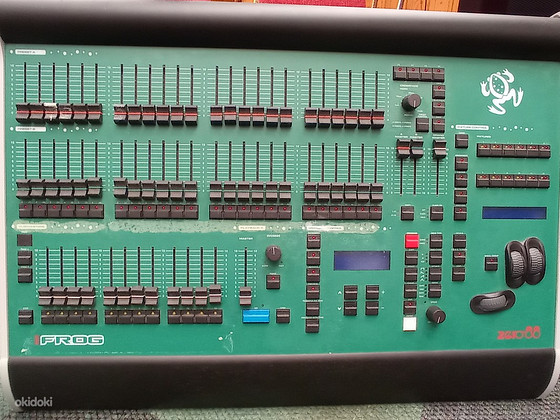 VALGUSTUSE KONTROLLER, DMX ZERO 88 FROG