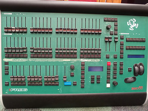 VALGUSTUSE KONTROLLER, DMX ZERO 88 FROG (1 foto / 1)