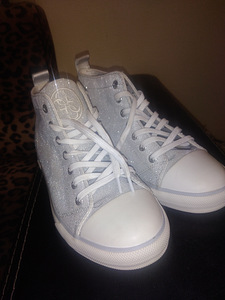 GUESS 35p (1 фото из 4)