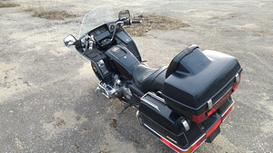 Honda Goldwing GL1200 (2 foto / 4)
