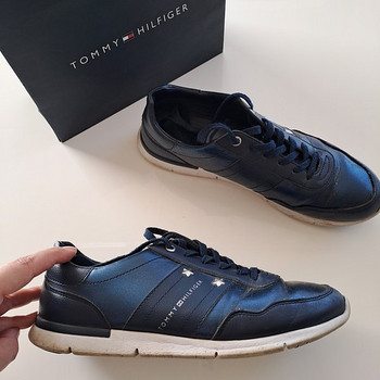 Tommy Hilfiger s.41