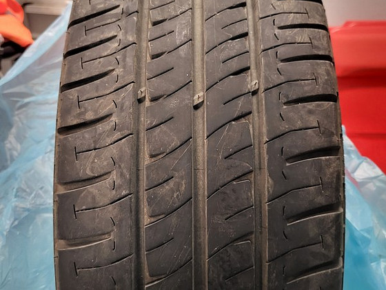 Шины для фургона MB Sprinter 235/60R17C