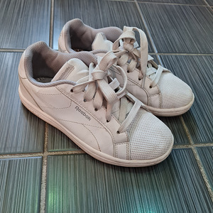 Reebok 32 (1 фото из 3)