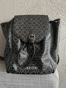 Calvin Klein рюкзак (4 фото из 4)