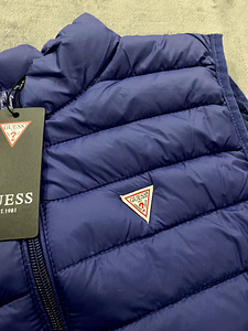 Uus Guess vest. 12 aastat (4 foto / 4)