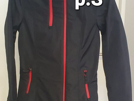 Женская куртка softshell р.S