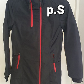 Женская куртка softshell р.S