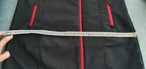 Женская куртка softshell р.S (6 фото из 9)