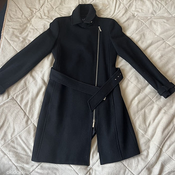 Пальто Armani jeans