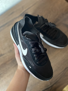 Nike Waffle One vabaajajalatsid (1 foto / 1)