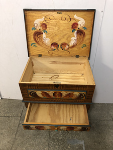 Меньший комод/комод (4 фото из 9)