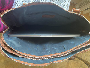 Beautiful leather bag (5 foto / 10)