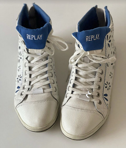 Replay ketsid (2 foto / 3)