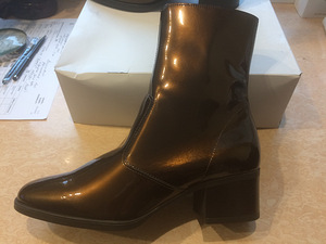 Новые! полусапожки из натуральной кожи! Размер 38/39 (2 фото из 9)