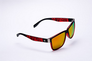 Солнцезащитные очки Quiksilver (2 фото из 10)