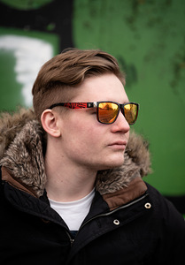 Солнцезащитные очки Quiksilver (6 фото из 10)