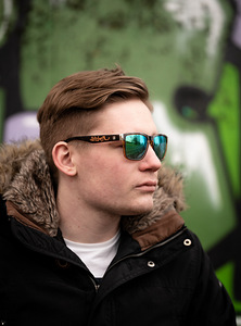 Солнцезащитные очки Quiksilver (10 фото из 10)