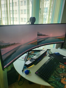 Monitor Samsung 49" LC49G95 (1 foto / 2)
