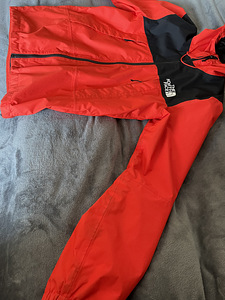 Дождевик North Face (3 фото из 5)