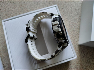 Huawei GT 2 46mm, Amazfit T-Rex (2 foto / 6)