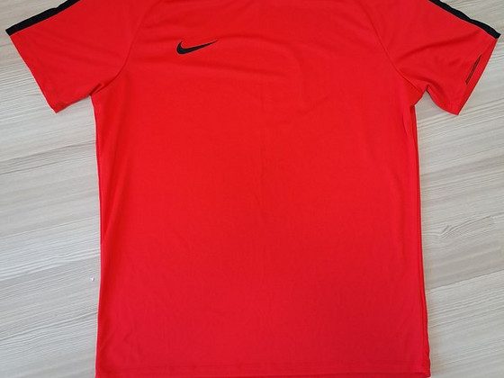 Nike XL