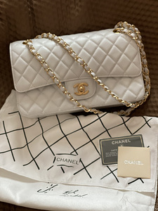 Chanel сумка белая новая (2 фото из 6)
