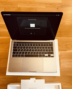 Apple Макбук Про A2338 (2 фото из 3)