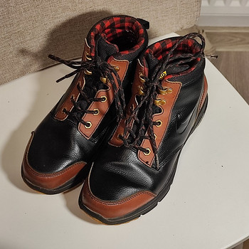 Sügis/kevadsaapad Nike