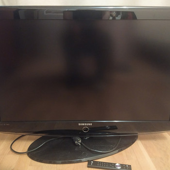 Müün mittekallis töökorras.heas seisukorras Samsungi teler