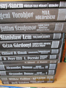 Серия книг (1 фото из 1)