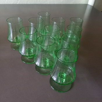 Müüa viinapitsid 11 tükki.