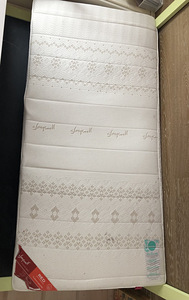 Детская кровать + Sleepwell красный ортопедический пружинный (3 фото из 7)