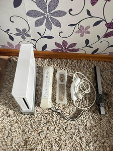 Wii konsool + WiiSports (2 foto / 5)