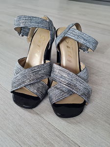 33 suurus!!! Ehtne nahk (2 foto / 4)