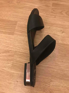 Marco Tozzi mustad suvekingad suurus 39 (2 foto / 3)