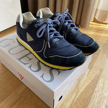 Guess jalatsid tossud 39 - 40 suurus