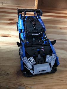 LEGO Technic McLaren Senna GTR™ 42123 (2 foto / 6)