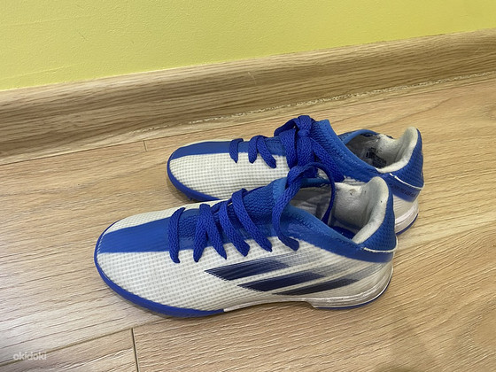 Кроссовки adidas