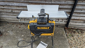 Рейсмусовый станок deWalt (5 фото из 7)
