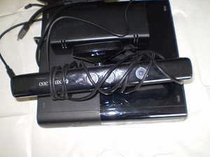 X box 360 E (2 foto / 10)