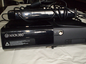 X box 360 E (9 foto / 10)