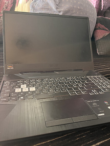 ASUS TUF Gaming F15 (1 foto / 4)