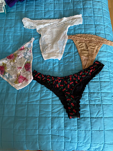 4 Panties for Women EU 36/38 (used and new (1 foto / 2)