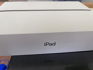 iPad 8 (8th Generation) 128GB (2 foto / 3)