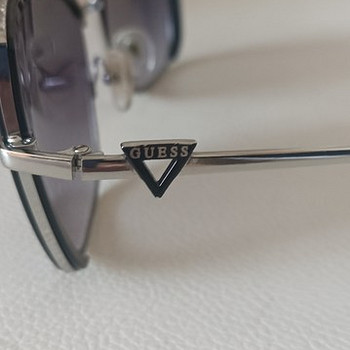 Солнечные очки guess