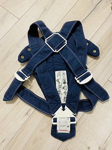Рюкзак-кенгуру Baby björn (3 фото из 3)